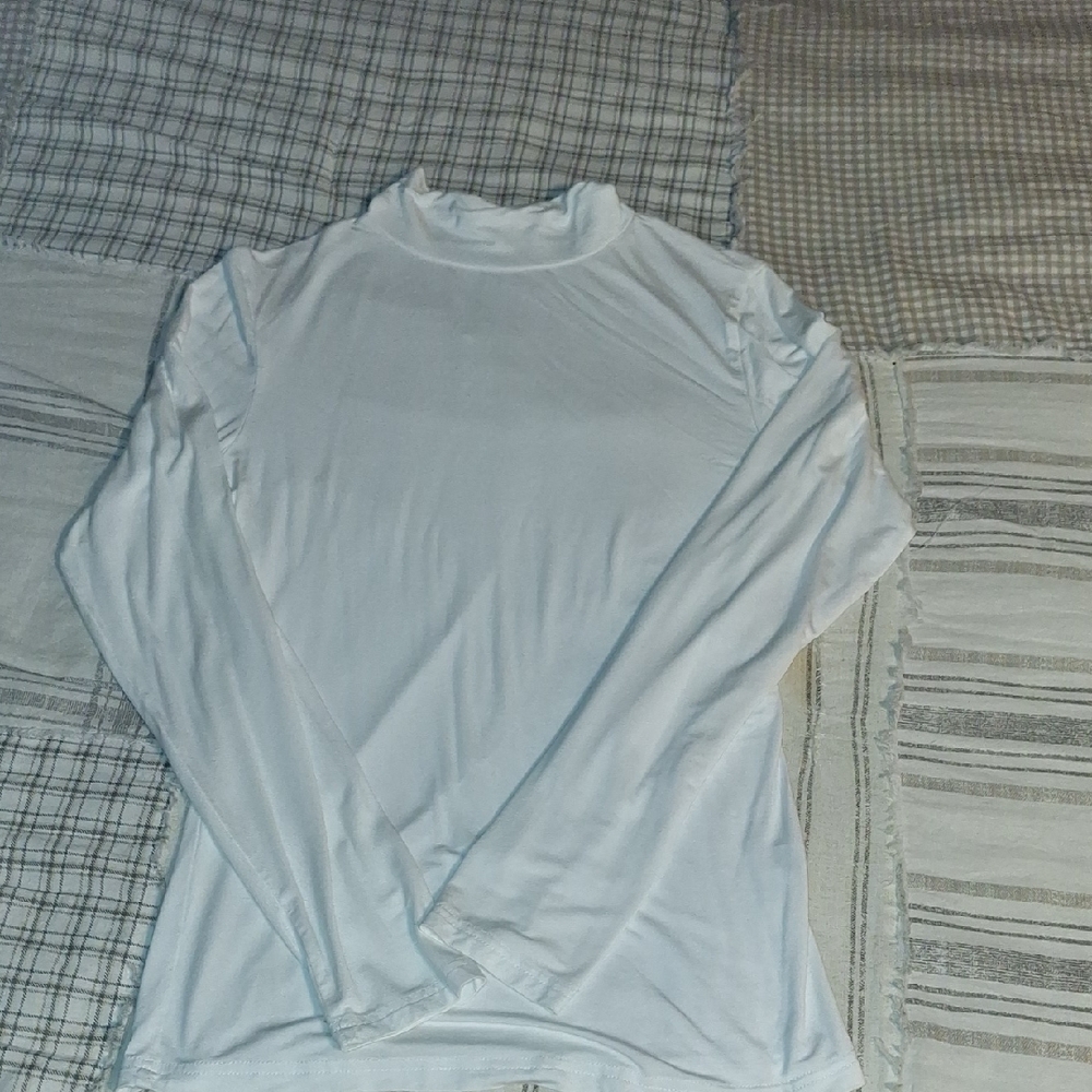 Lightweight White Long Sleeve Mock Neck Top